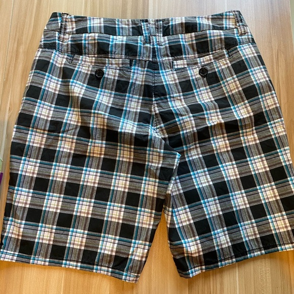 New York & Company Manhattan Chino Short Plaid Womens Size 10 Black Blue Bermuda - Picture 3 of 5